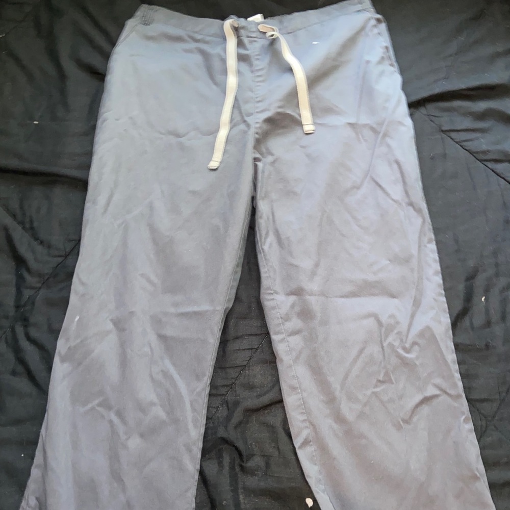 Scrub bottoms